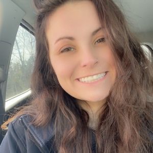 Meet your Posher, Mikayla